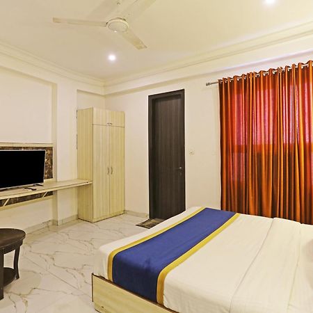 Hotel Almora Inn - Near By Delhi International Airport - With Free Airport Pickup And Drop นิวเดลี ภายนอก รูปภาพ