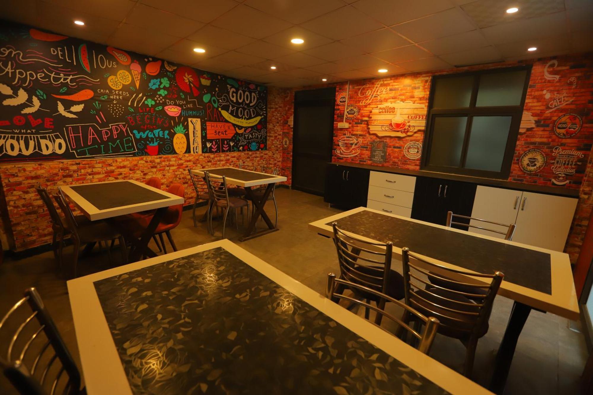 Hotel Almora Inn - Near By Delhi International Airport - With Free Airport Pickup And Drop นิวเดลี ภายนอก รูปภาพ