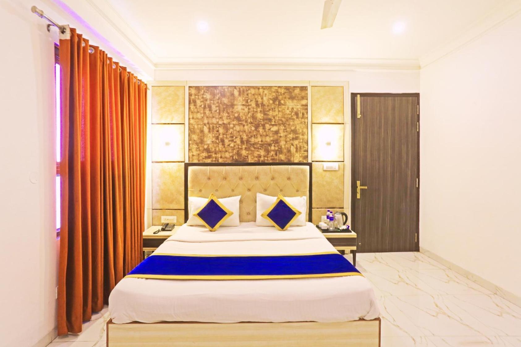 Hotel Almora Inn - Near By Delhi International Airport - With Free Airport Pickup And Drop นิวเดลี ภายนอก รูปภาพ
