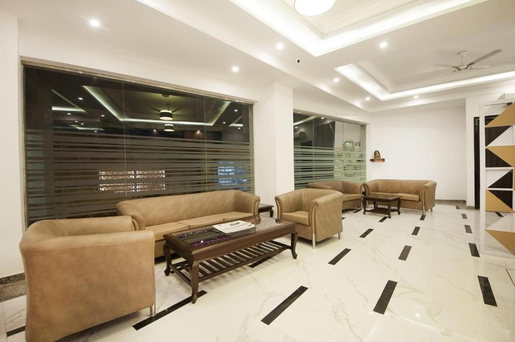 Hotel Almora Inn - Near By Delhi International Airport - With Free Airport Pickup And Drop นิวเดลี ภายนอก รูปภาพ
