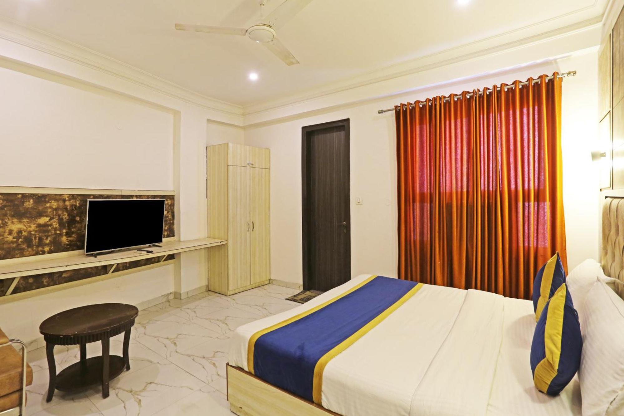 Hotel Almora Inn - Near By Delhi International Airport - With Free Airport Pickup And Drop นิวเดลี ภายนอก รูปภาพ